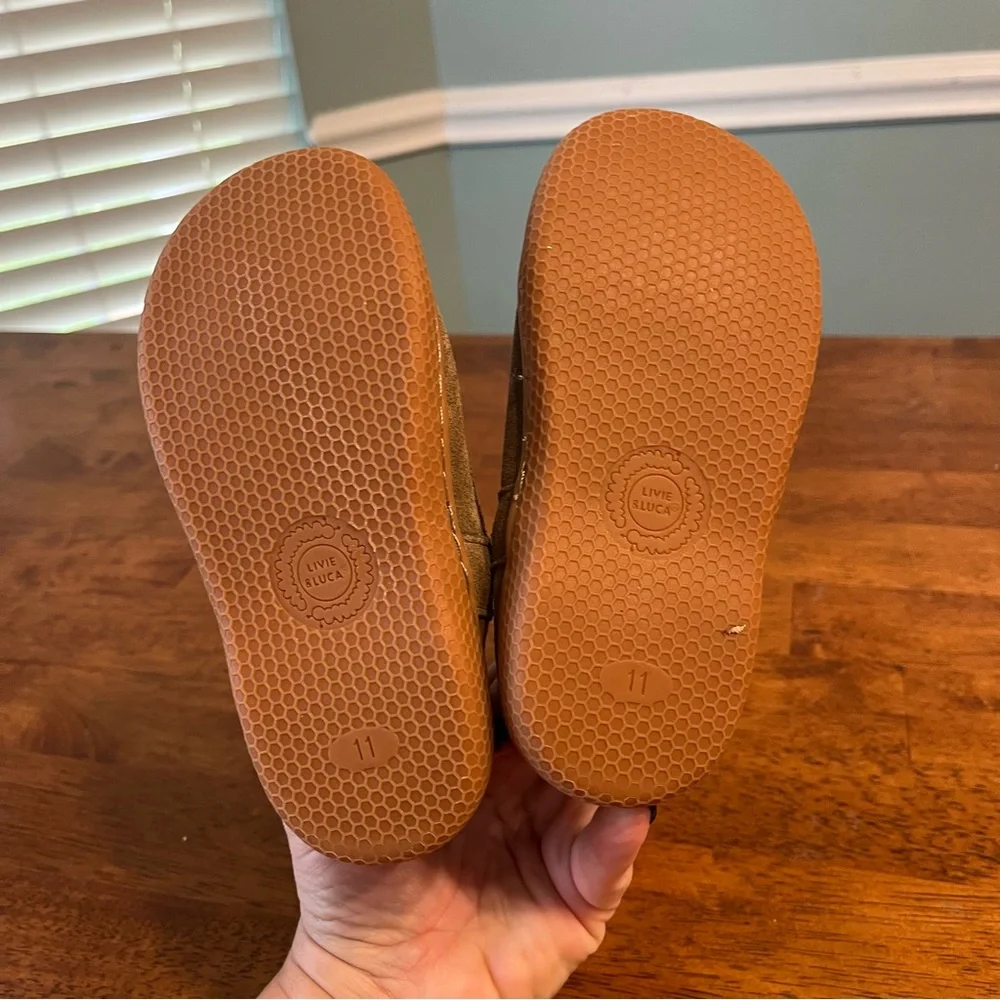 Livie and Luca brown suede tiempo Boots with Button Accents size 11 - Picture 6 of 6